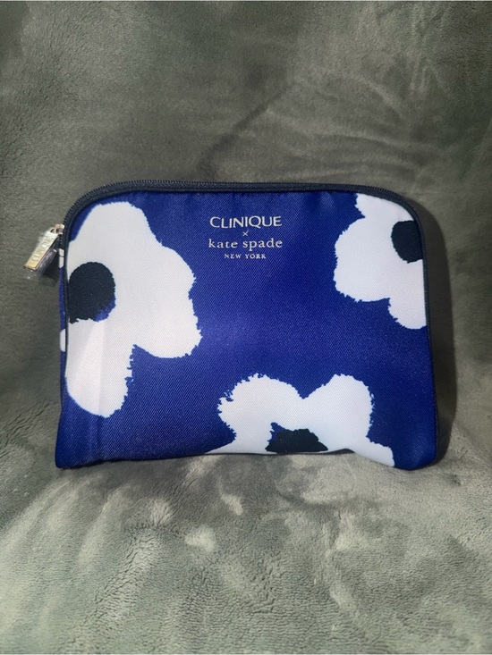 Clinique Handbags - Clinique x Kate Spade Floral Cosmetic Pouch